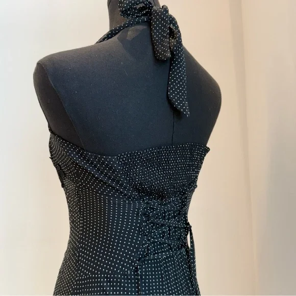 Sheer halter neck dress - Picture 9 of 11